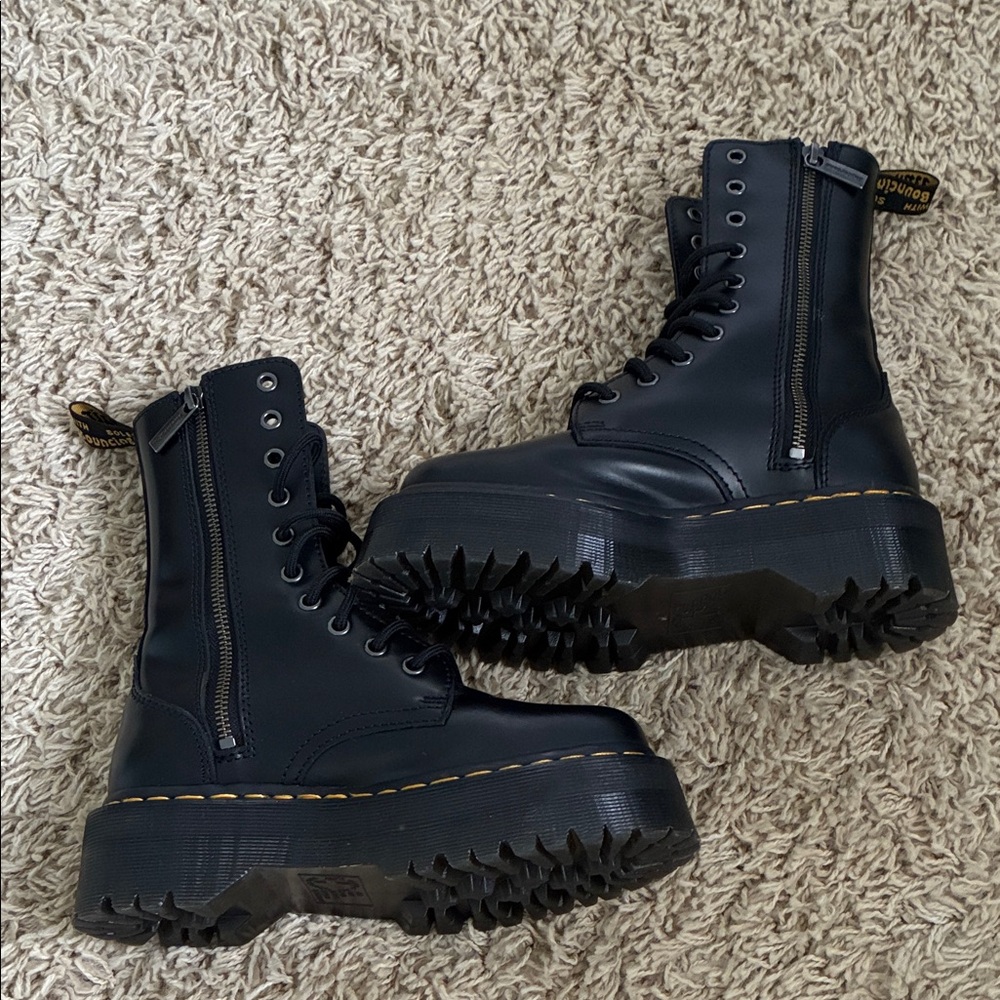Platform Dr. Martens